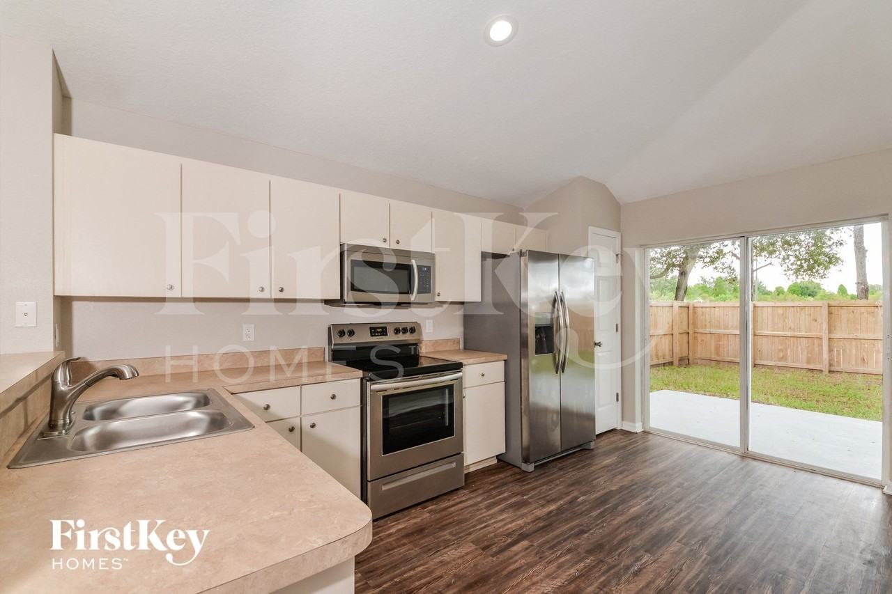 7435 Oxford Garden Cir - Photo 6 of 16