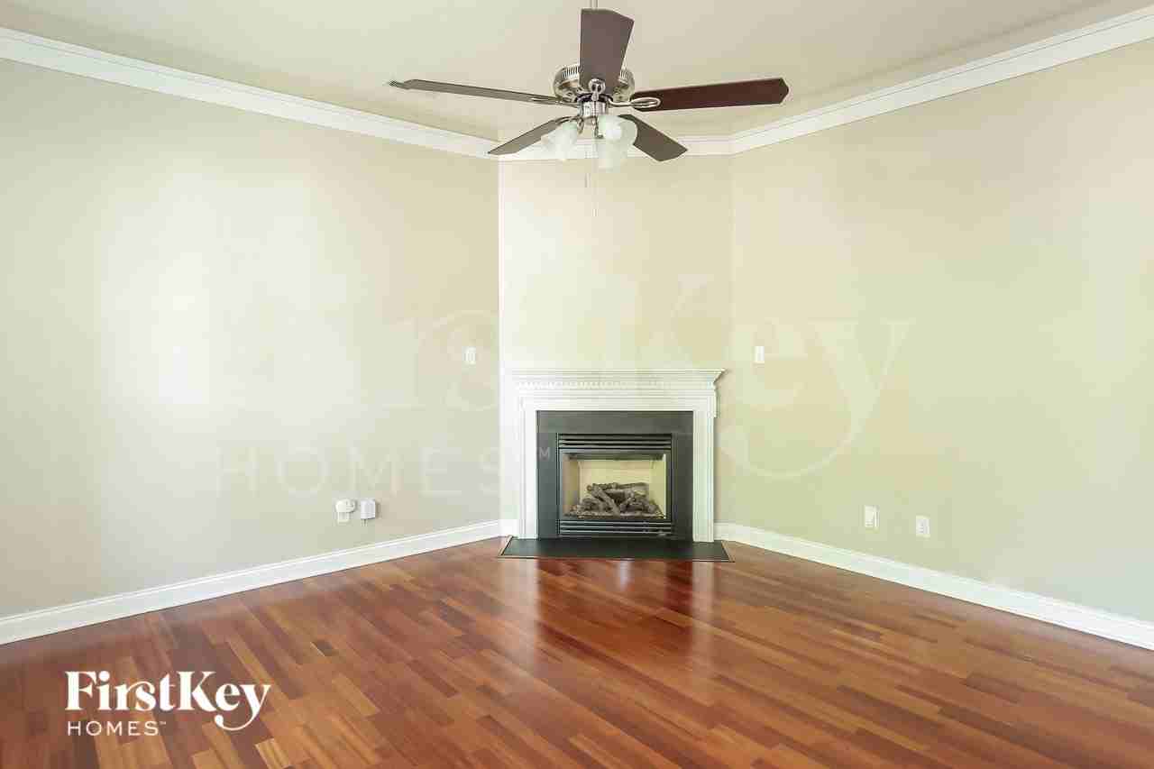 10210 Caldwell Forest Dr - Photo 4 of 15