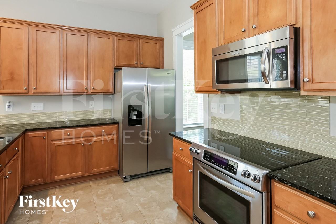 10210 Caldwell Forest Dr - Photo 6 of 15