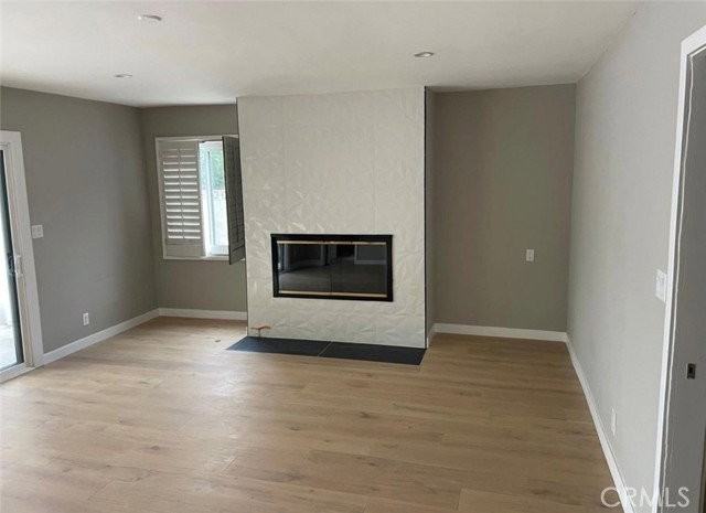 4900 Enfield Ave - Photo 2 of 8