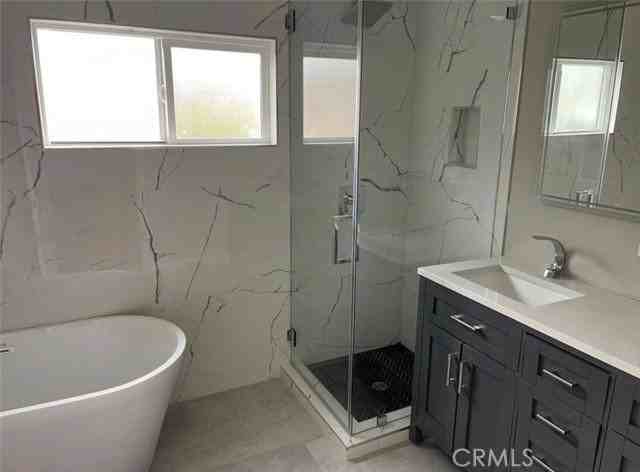 4900 Enfield Ave - Photo 4 of 8