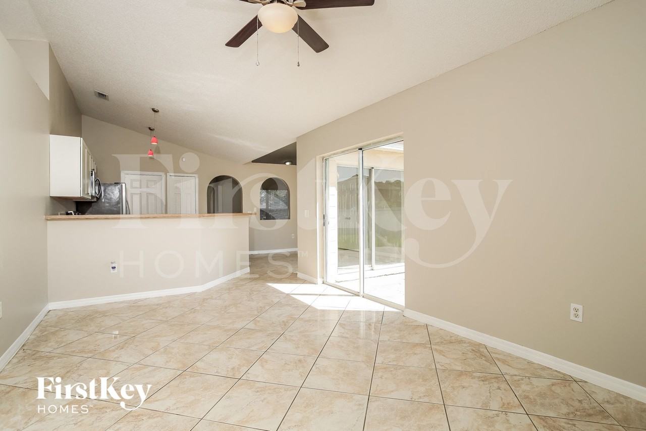 626 Elbridge Dr - Photo 3 of 16