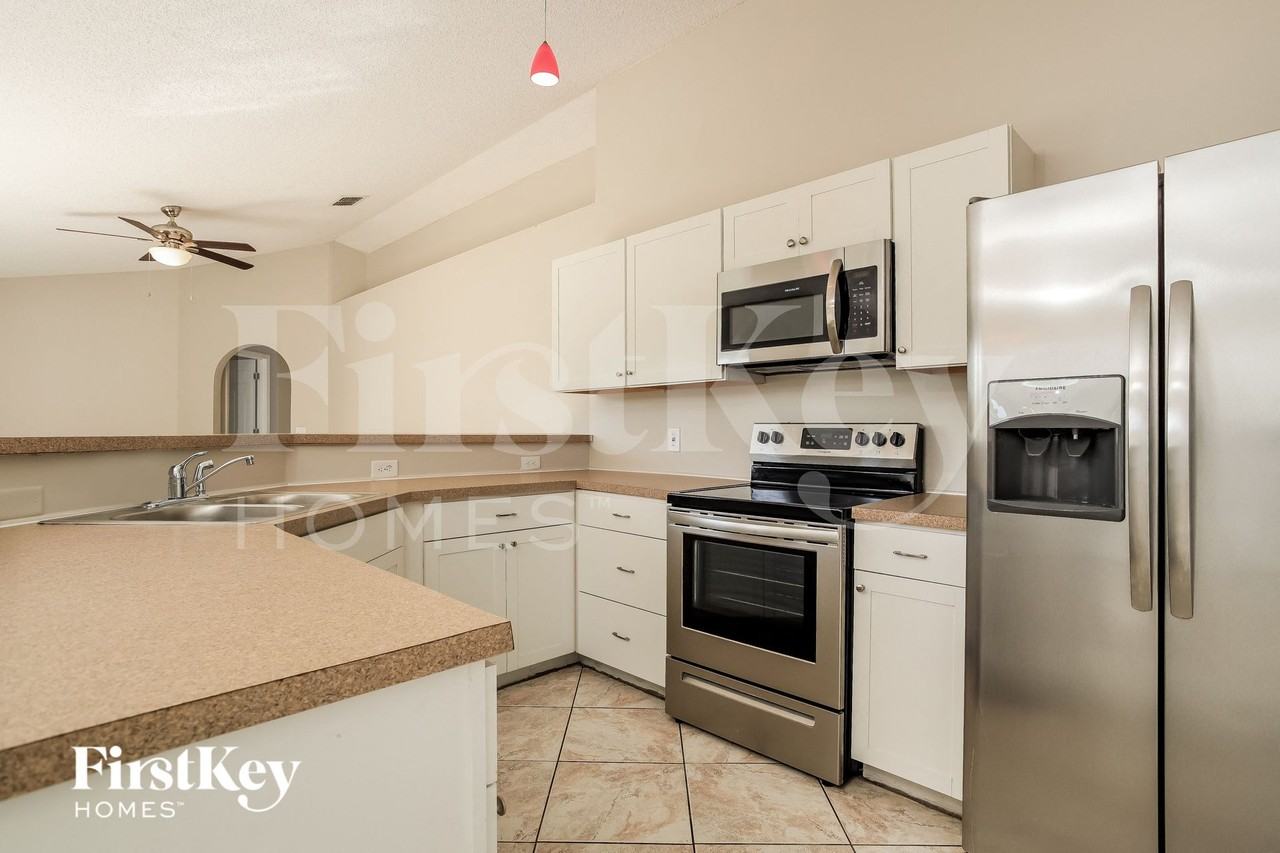 626 Elbridge Dr - Photo 6 of 16