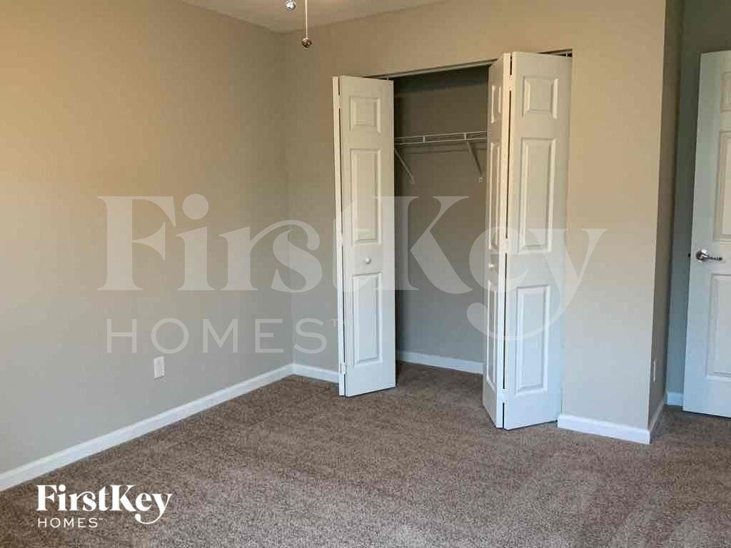 4658 Sw Monaco St - Photo 2 of 2