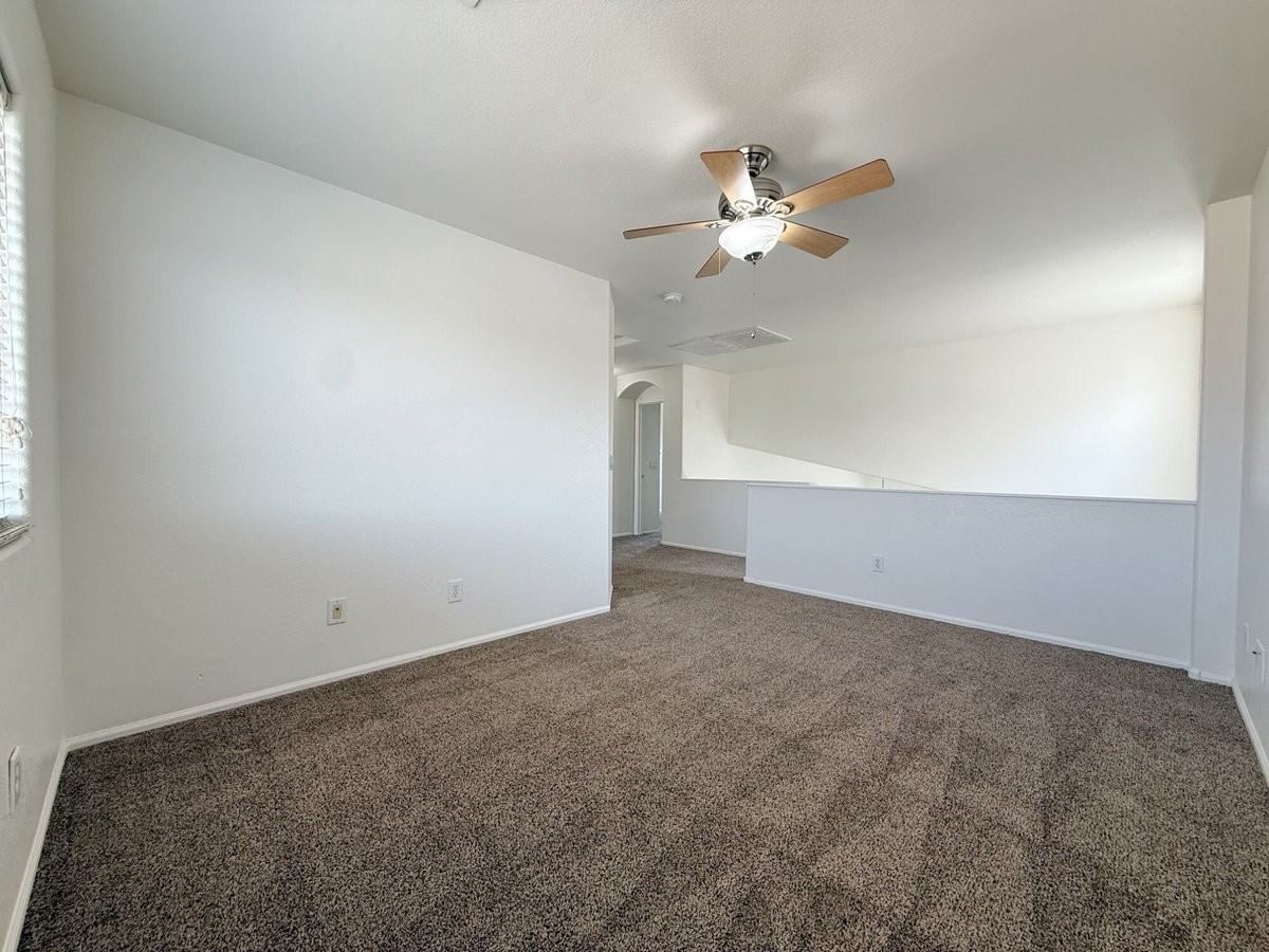 4802 W Fawn Dr - Photo 5 of 38