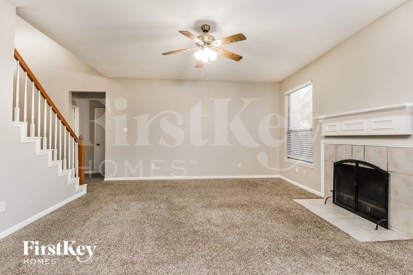 13618 Country Time Cir - Photo 4 of 17