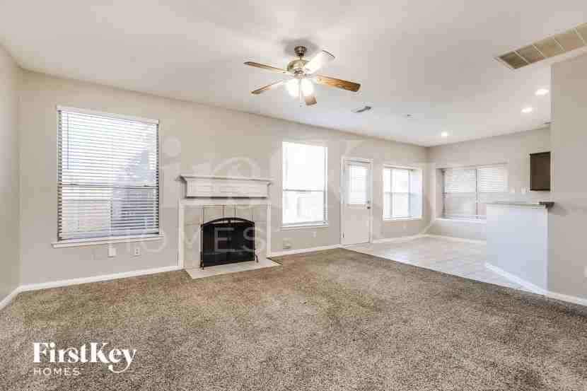 13618 Country Time Cir - Photo 5 of 17