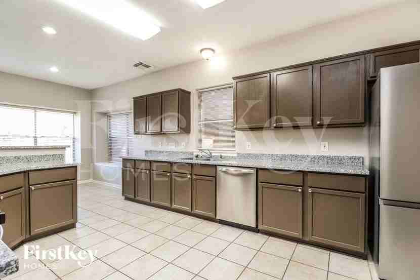13618 Country Time Cir - Photo 7 of 17