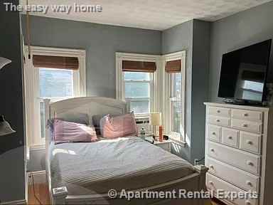 91 Porter St #2 - Photo 5 of 9