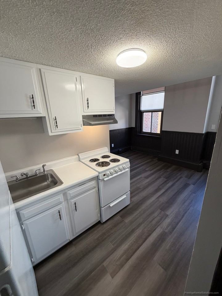 153 Main St #19 - Photo 2 of 16