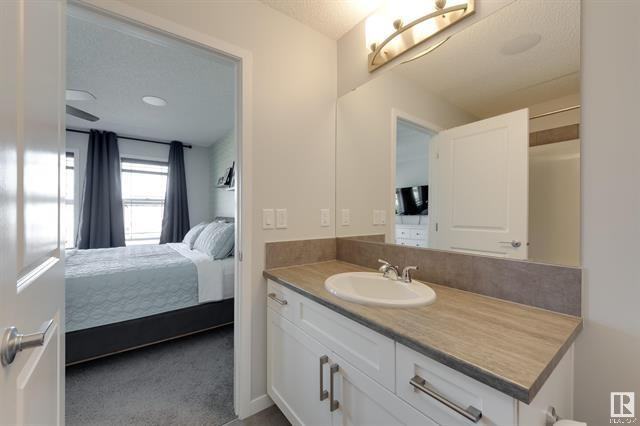 2119 160 St Sw - Photo 6 of 39