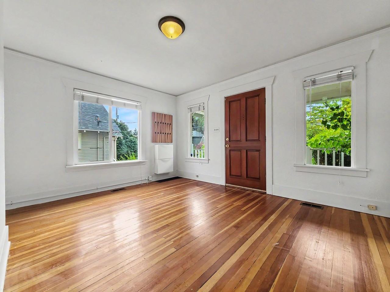 6528 12th Ave Nw - Photo 5 of 50