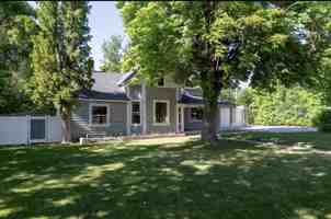 featured image of 51 E 200 N #HOME