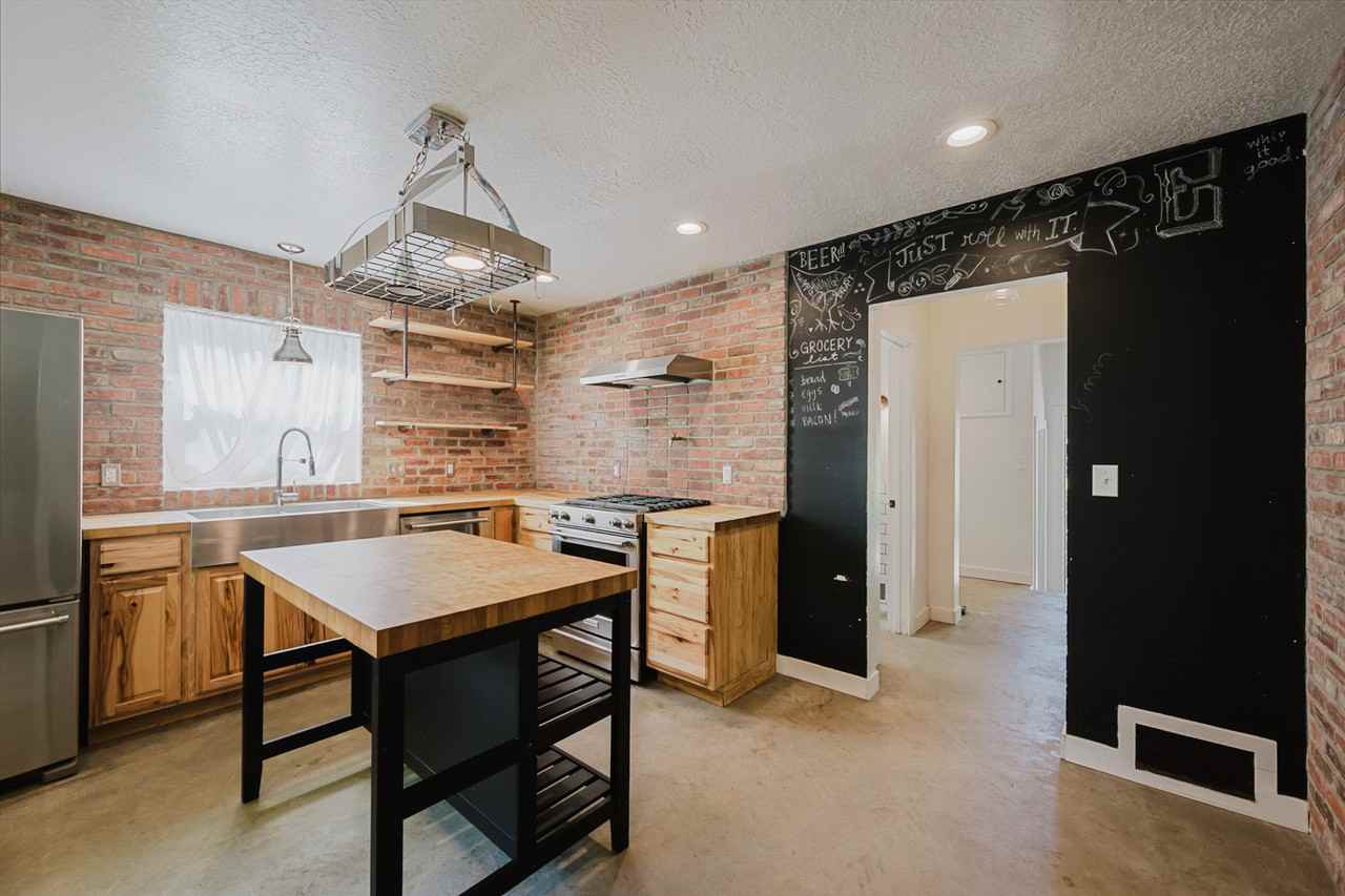 51 E 200 N #HOME - Photo 5 of 27