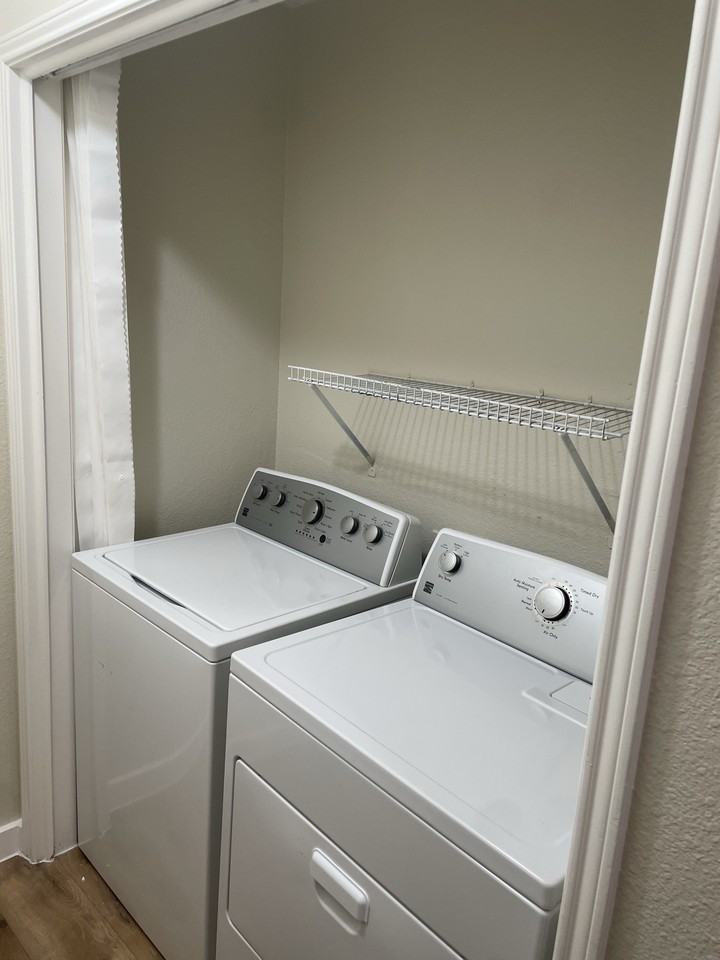 5743 Shadydell Dr #5743 - Photo 7 of 10