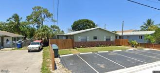 981 Ne 36th St #1 - Photo 1 of 1