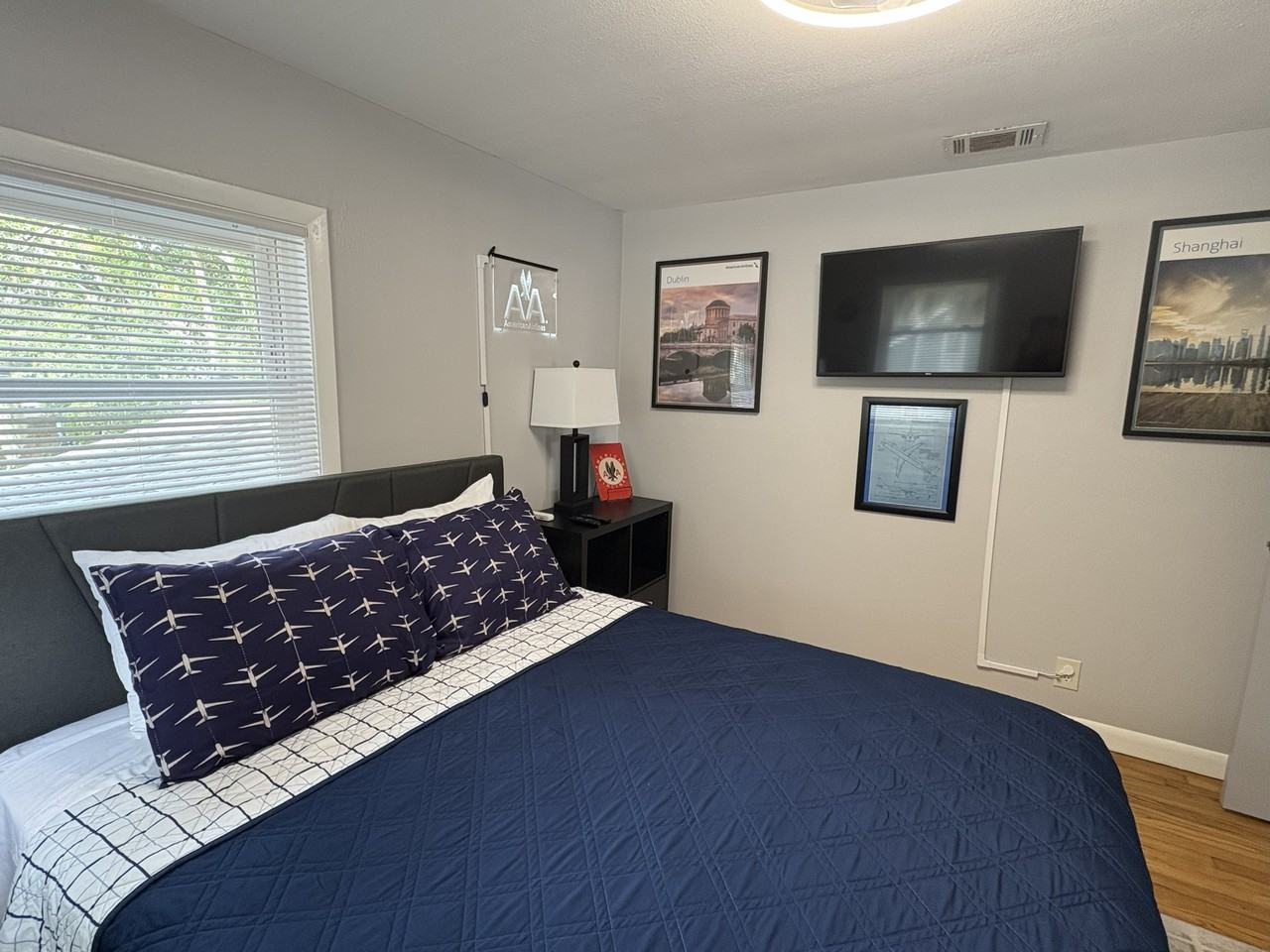 301 Wolfe St #2ndFL - Photo 4 of 10