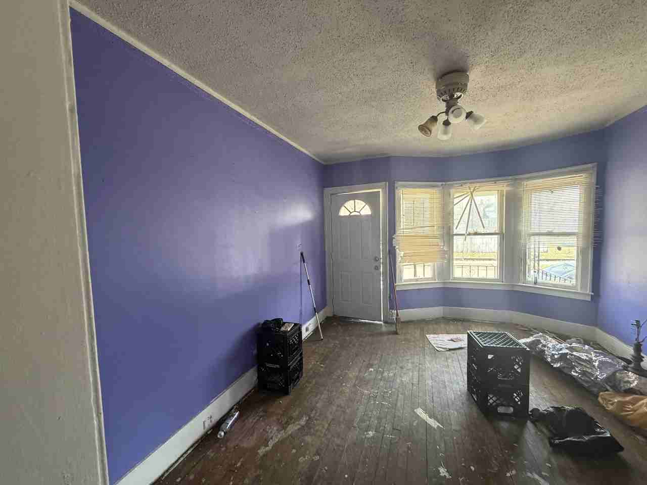 19163 Hanna St - Photo 5 of 6
