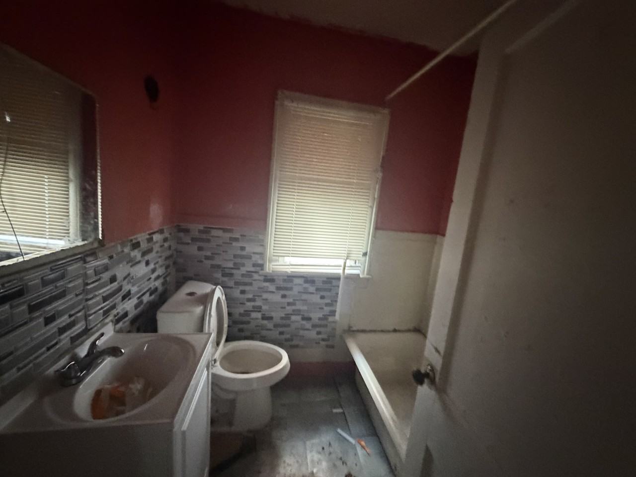 19163 Hanna St - Photo 6 of 6