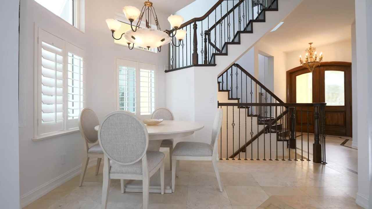 450 Surfside Ln - Photo 7 of 12