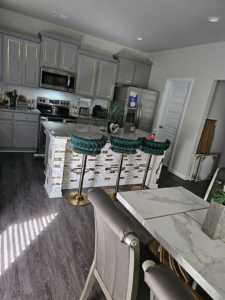 235 Presidents Way - Photo 4 of 4