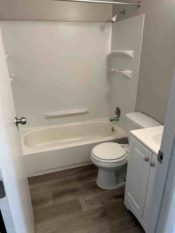 5450 Southgate Blvd #5 - Photo 5 of 9