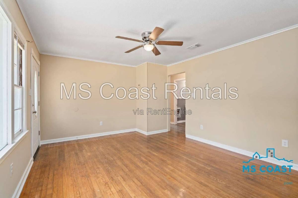 2050 N Dr - Photo 5 of 10