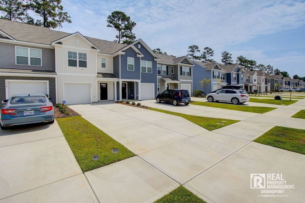 174 Haventree Ct - Photo 2 of 20
