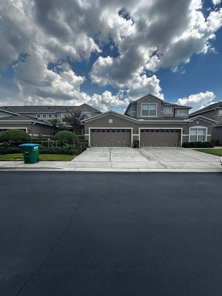 606 Cruz Bay Cir - Photo 2 of 10