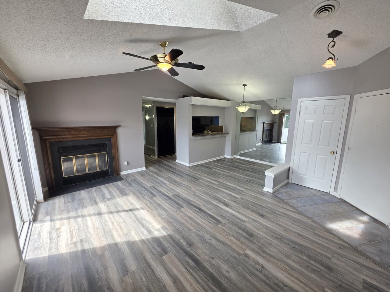 2440 Stembridge Ct #J - Photo 3 of 11