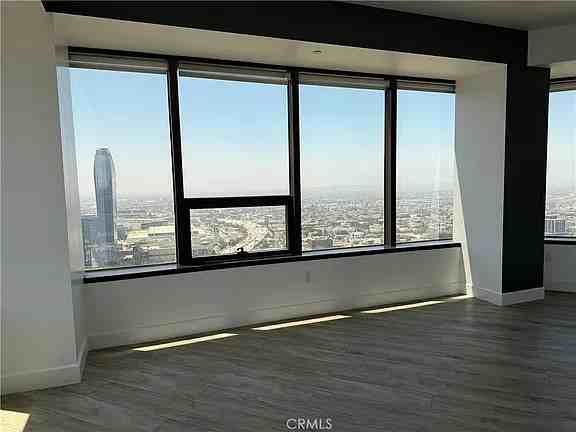 1100 Wilshire Blvd #2812 - Photo 5 of 11
