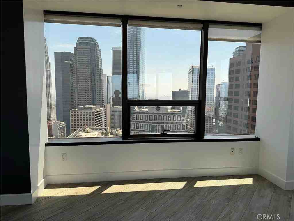 1100 Wilshire Blvd #2812 - Photo 7 of 11