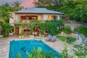 featured image of 4316 Aukai Ave #D