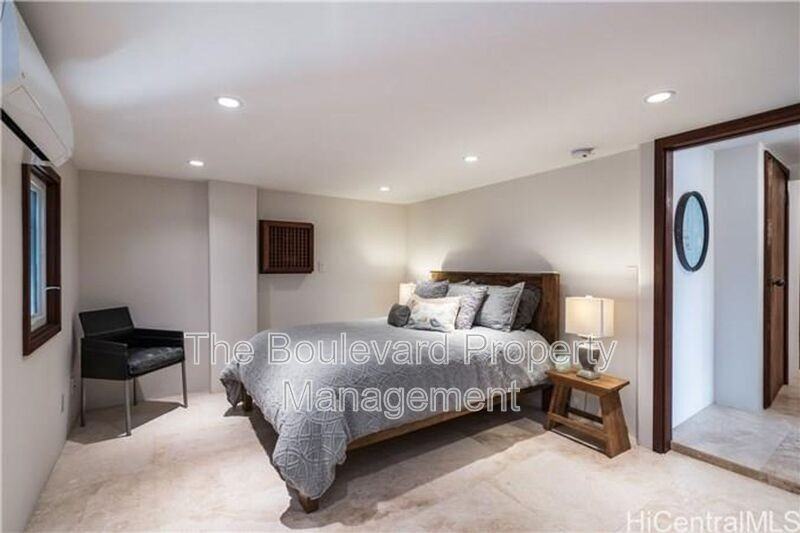 4316 Aukai Ave #D - Photo 5 of 8