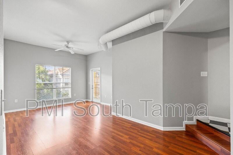 2421 W Horatio St #838 - Photo 2 of 29