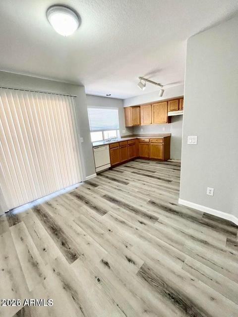 16200 W Moreland St - Photo 7 of 22