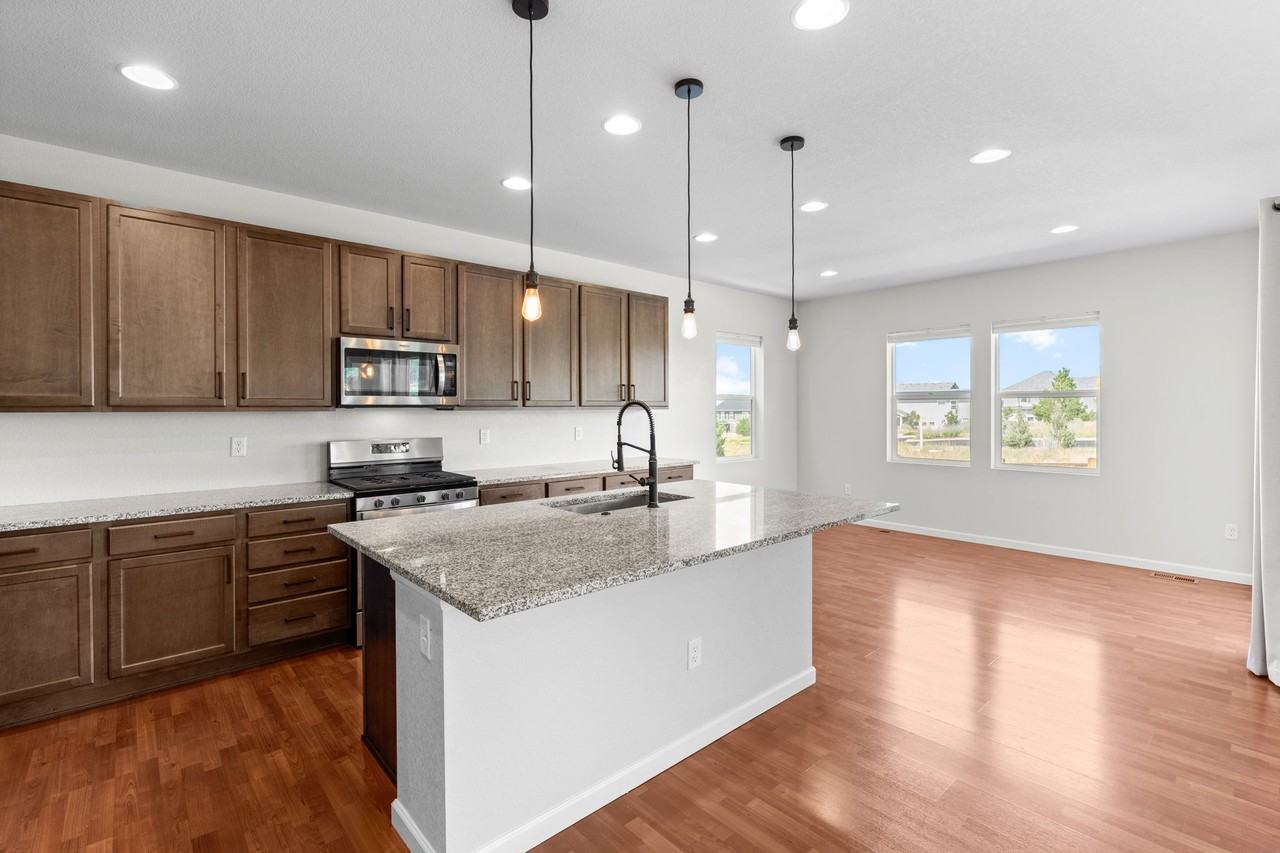 4951 Basalt Ridge Cir - Photo 3 of 36
