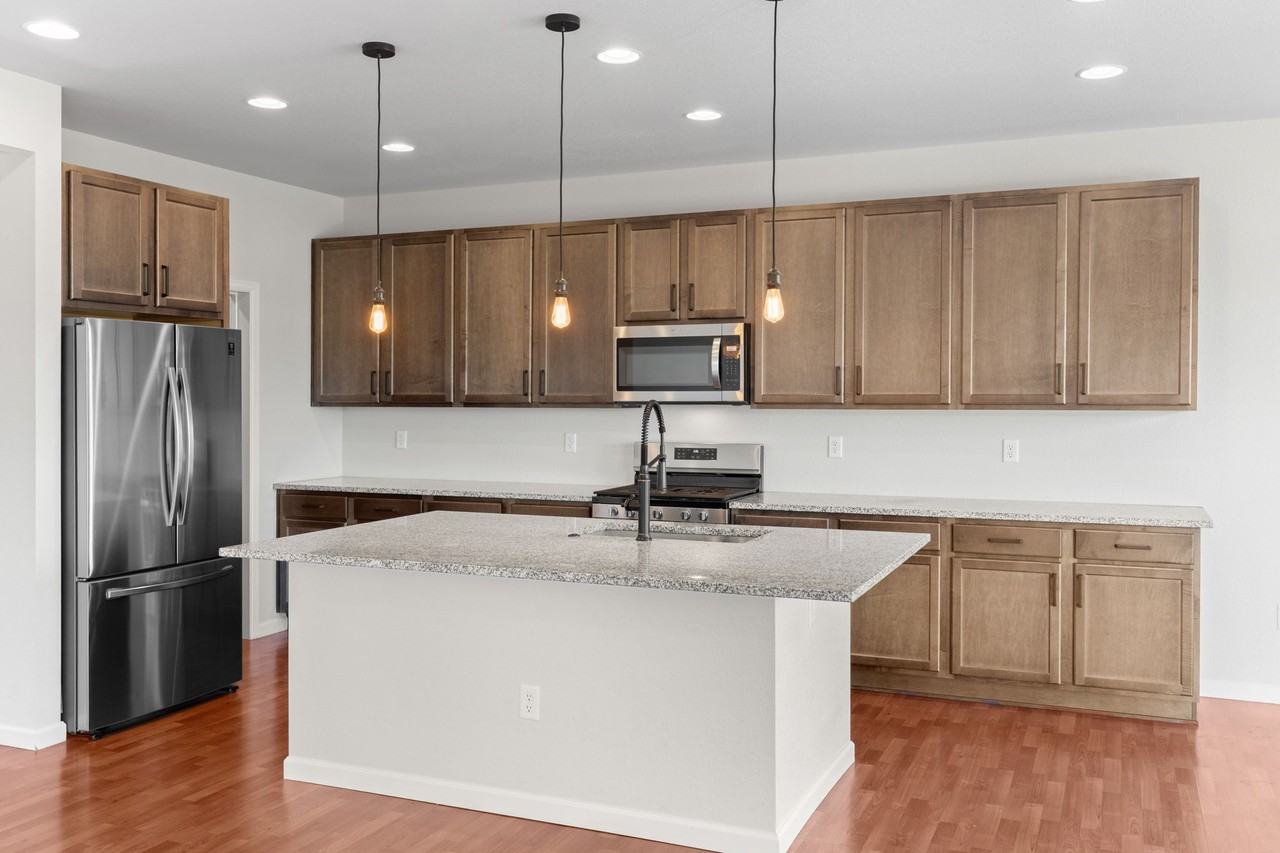 4951 Basalt Ridge Cir - Photo 4 of 36