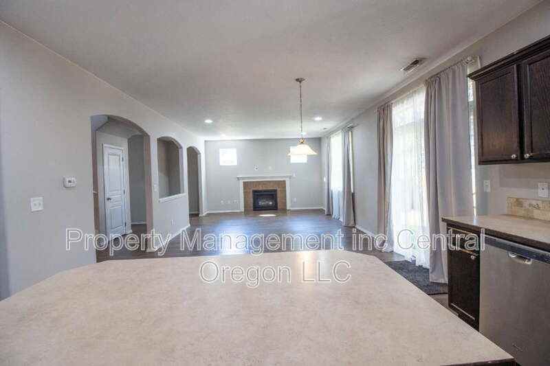 20278 Knightsbridge Pl - Photo 5 of 29