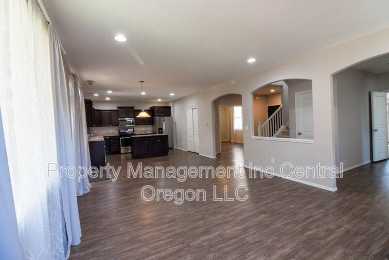 20278 Knightsbridge Pl - Photo 7 of 29