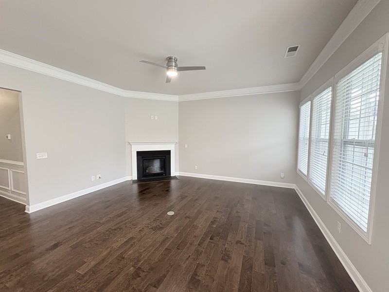 676 Scarlet Baby Dr - Photo 5 of 23
