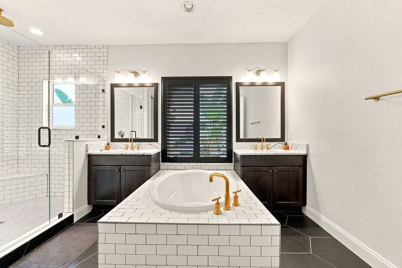 10134 Royal Island Ct - Photo 4 of 38