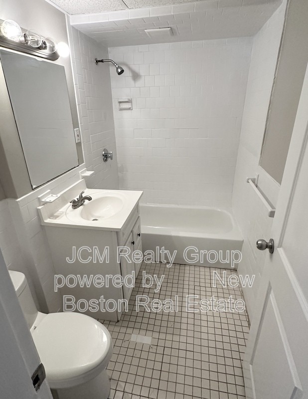 190 Washington St #U3L - Photo 5 of 5