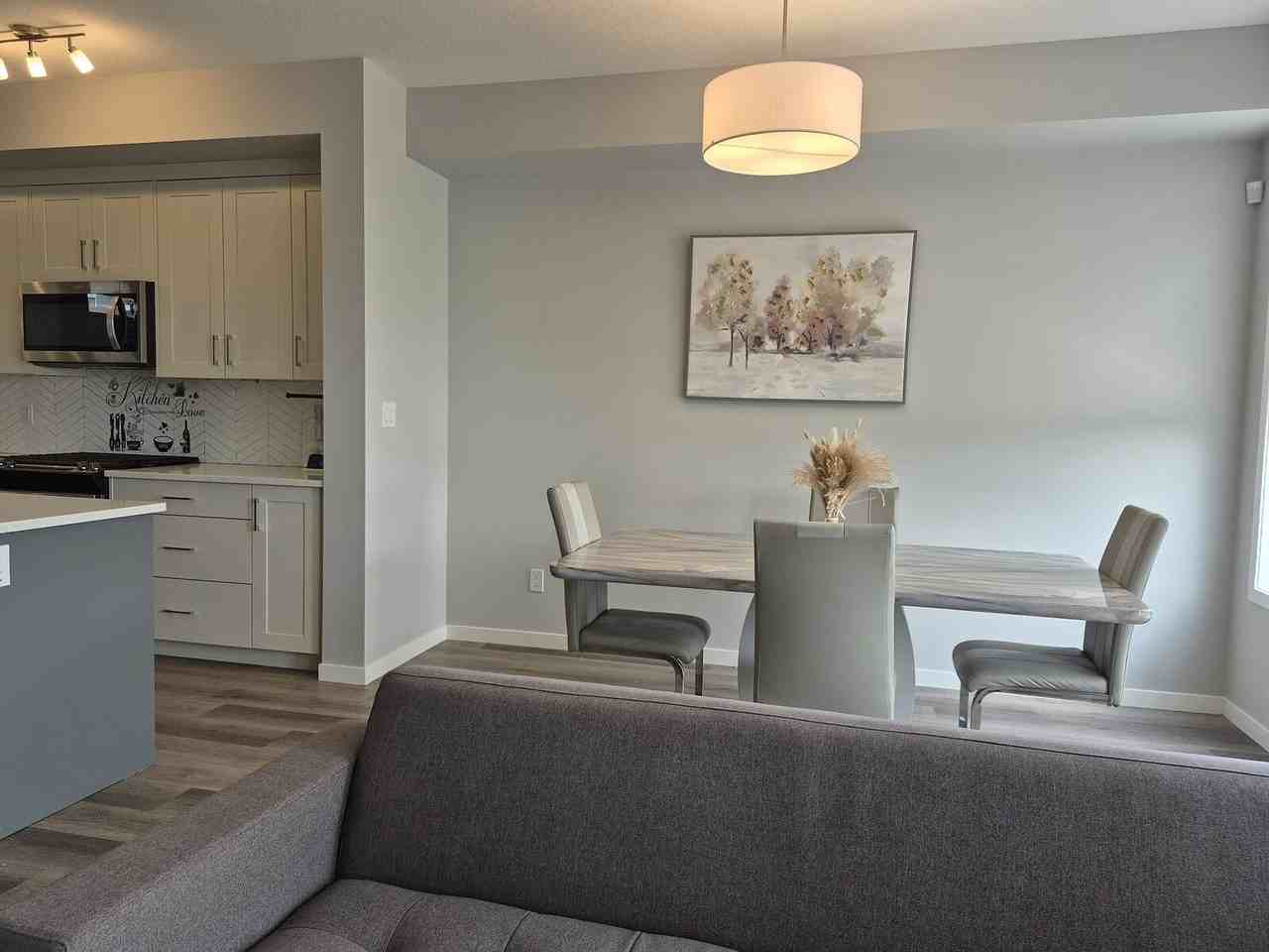 2512 152 Ave Nw - Photo 5 of 18