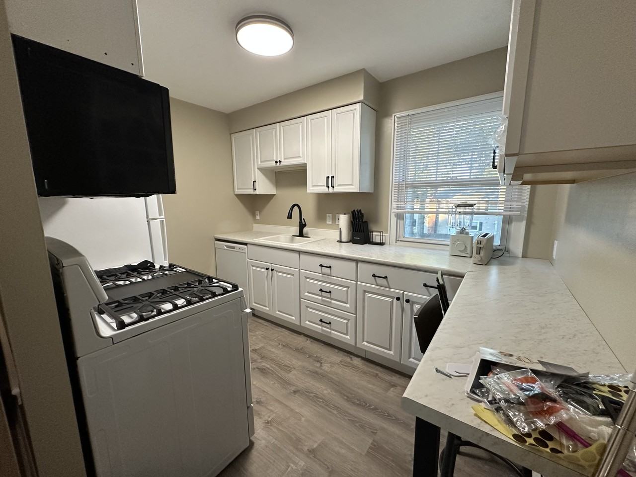 90 Silliman St #3B - Photo 3 of 9