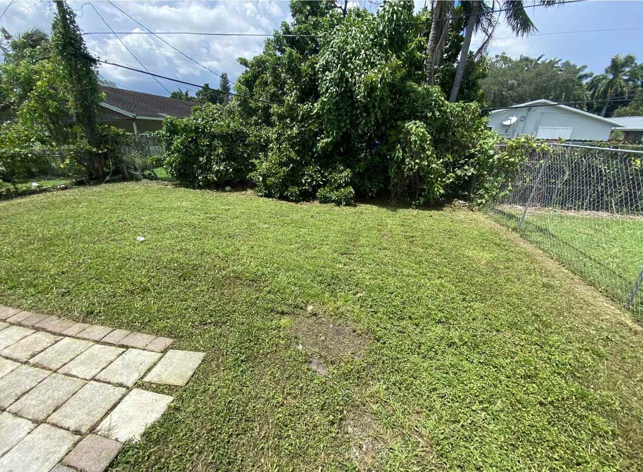 6111 Pierce St #REAR - Photo 4 of 4