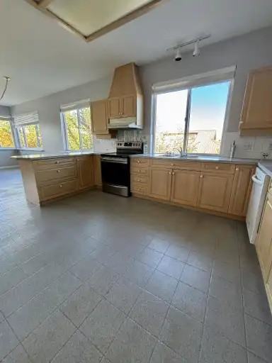 5461 12 Ave #202 - Photo 7 of 26