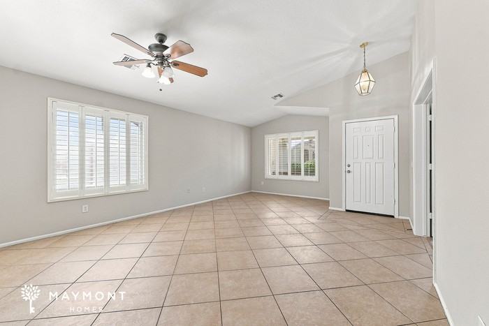 4728 W Ardmore Rd - Photo 5 of 16