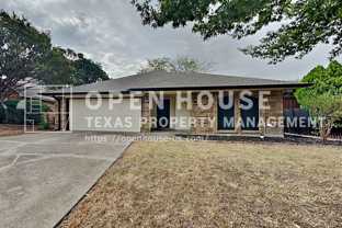 2128 Turf Club Dr - Photo 1 of 1