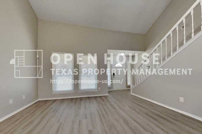 6332 Glen Knoll Dr - Photo 4 of 21